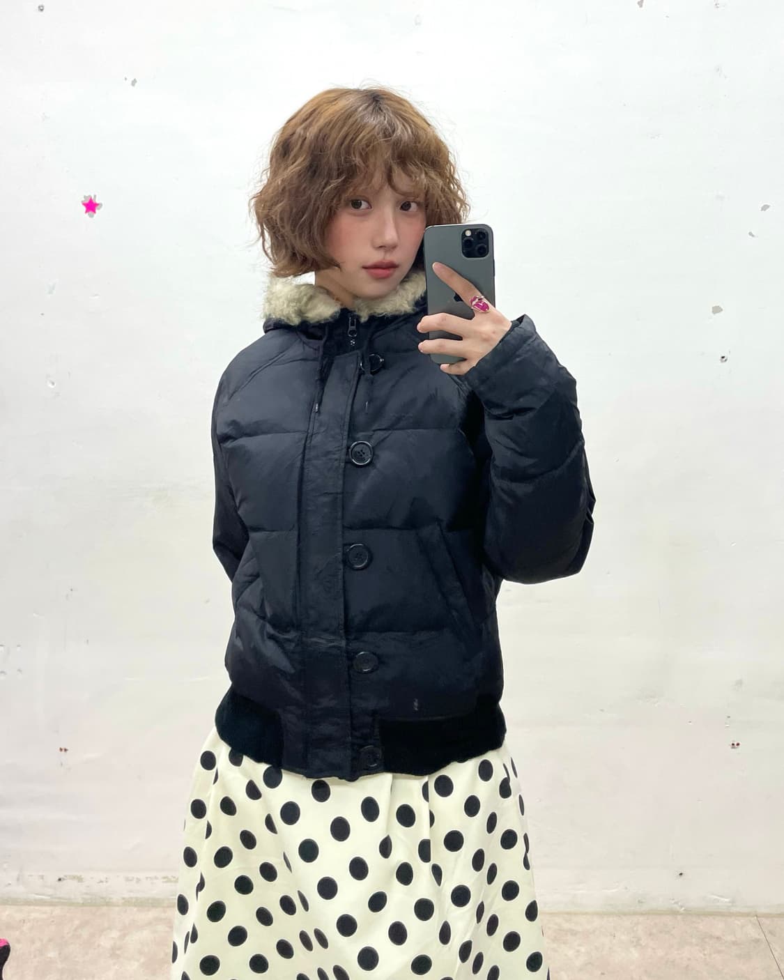 Basic Black Cropped Padded Jumper 상품이미지1