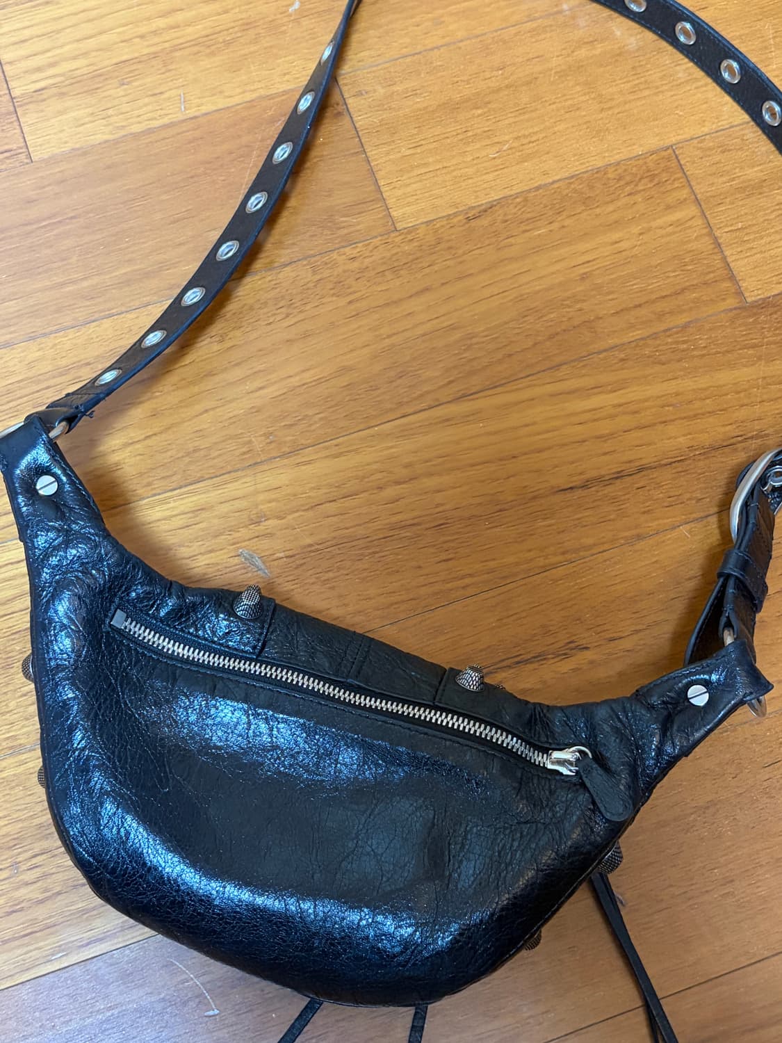 르카골 벨트백 상품이미지2