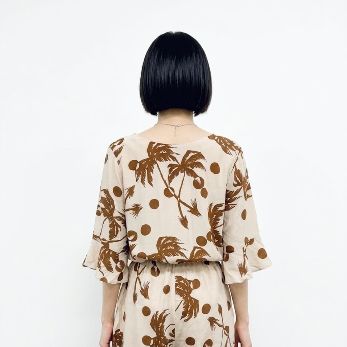 [새상품] 야자수 벨슬리브 점프수트 상품이미지3