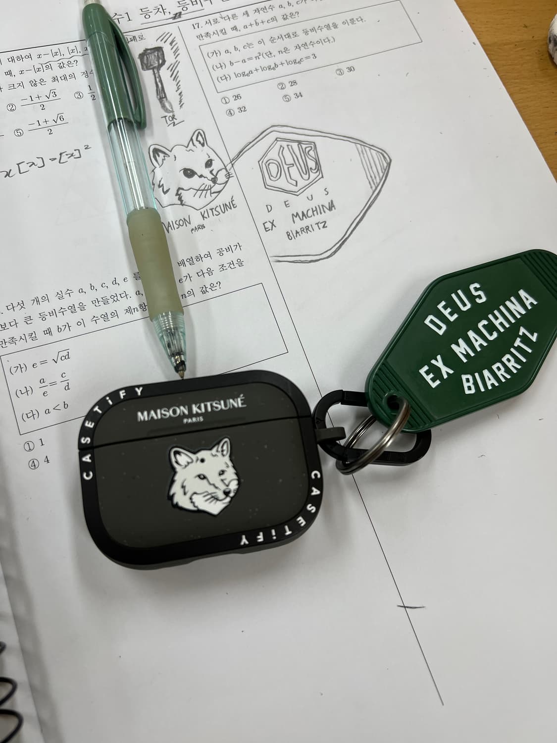 메종키츠네 케이스티파이 에어팟 케이스 상품이미지3