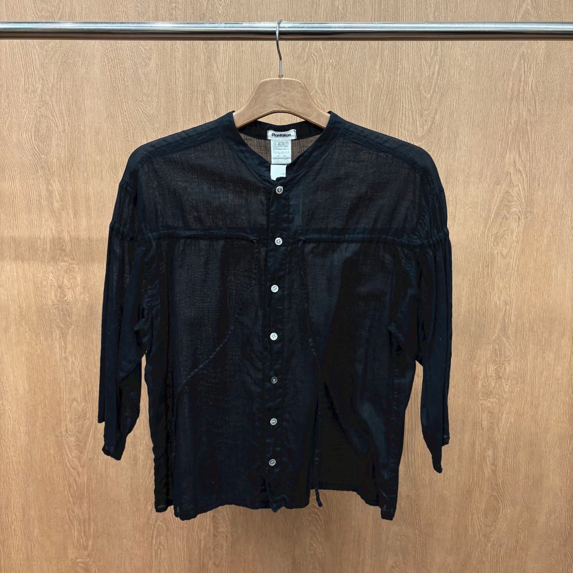 이세이미야케 플랜테이션 시스루 블라우스 프론트 스트링 디테일 루즈핏 블랙 상품이미지2