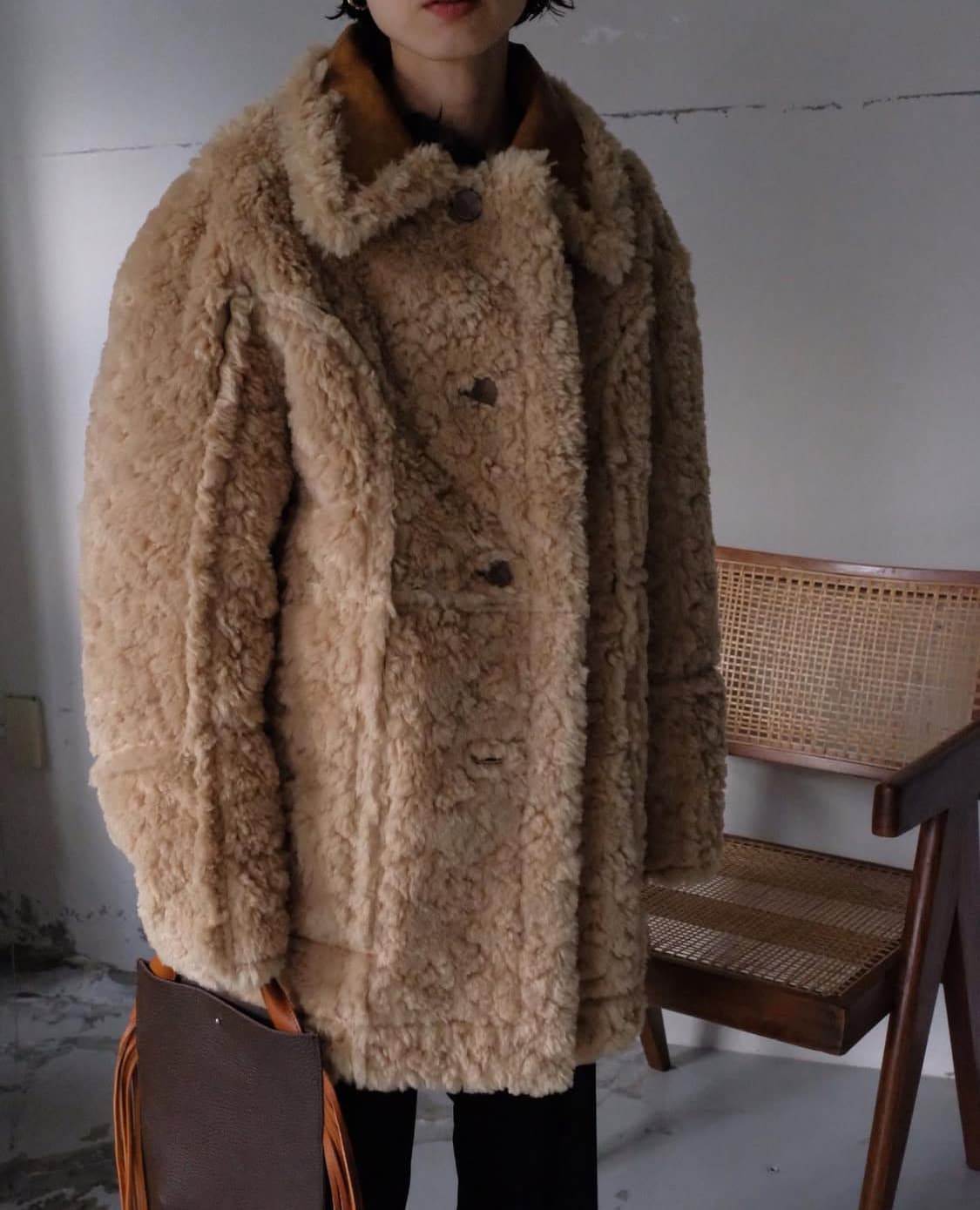 PERVERZE Re-PET Riversible 퍼버즈 무스탕 코트 상품이미지4