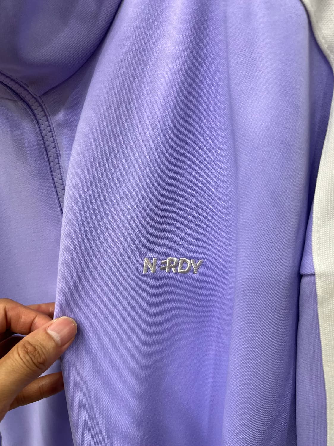 정품) 널디 NERDY 오버핏 24ss 퍼플 트랙탑 M 상품이미지4