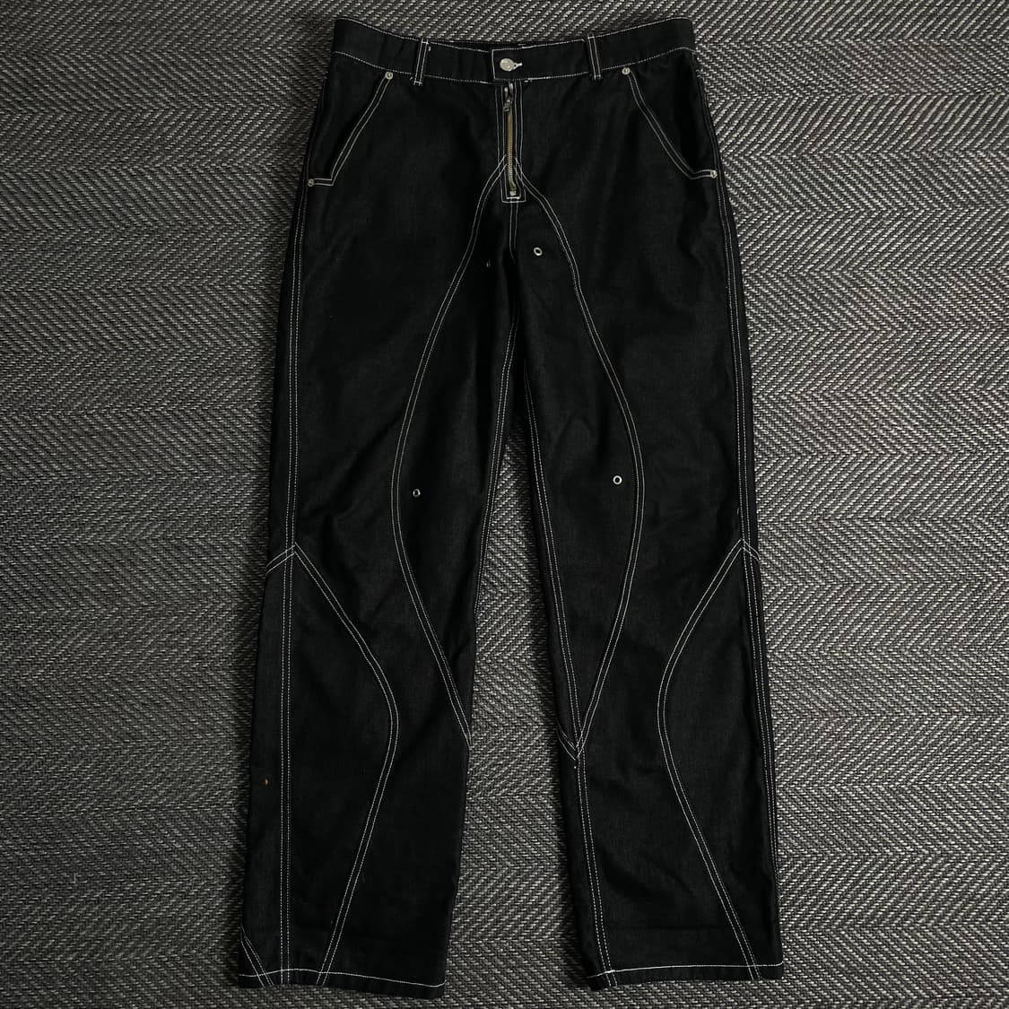 51퍼센트 스티치 디테일 커브드 블랙 데님 팬츠y 3142 상품이미지2