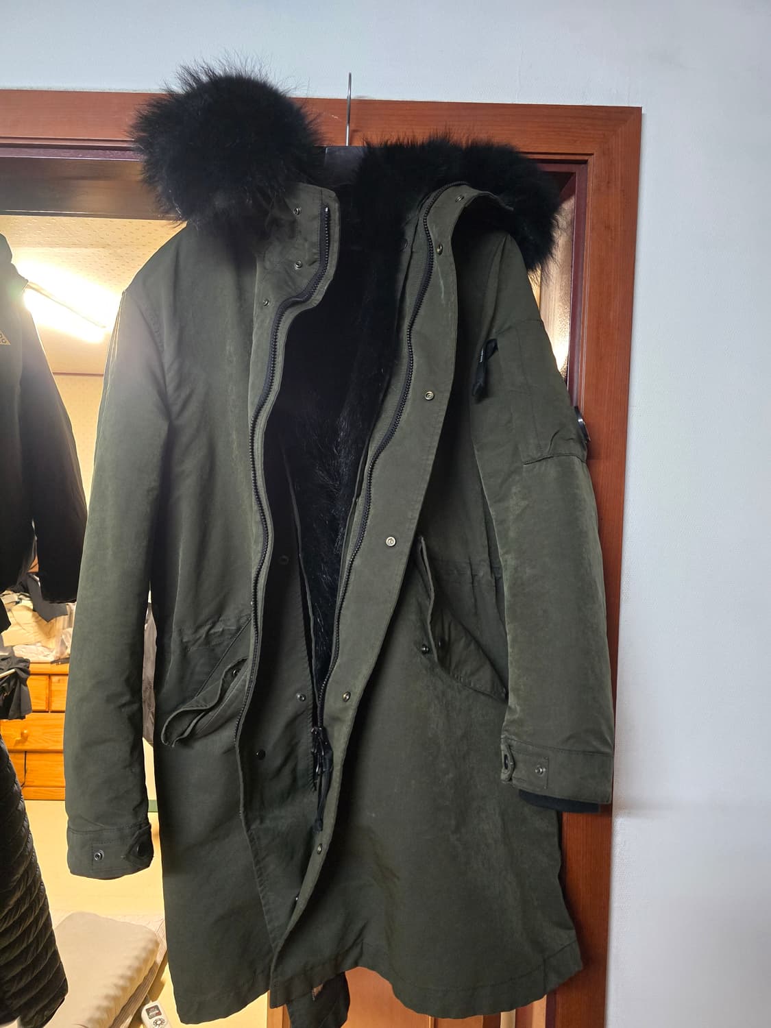 cp컴퍼니 라쿤 야상 패딩 상품이미지1