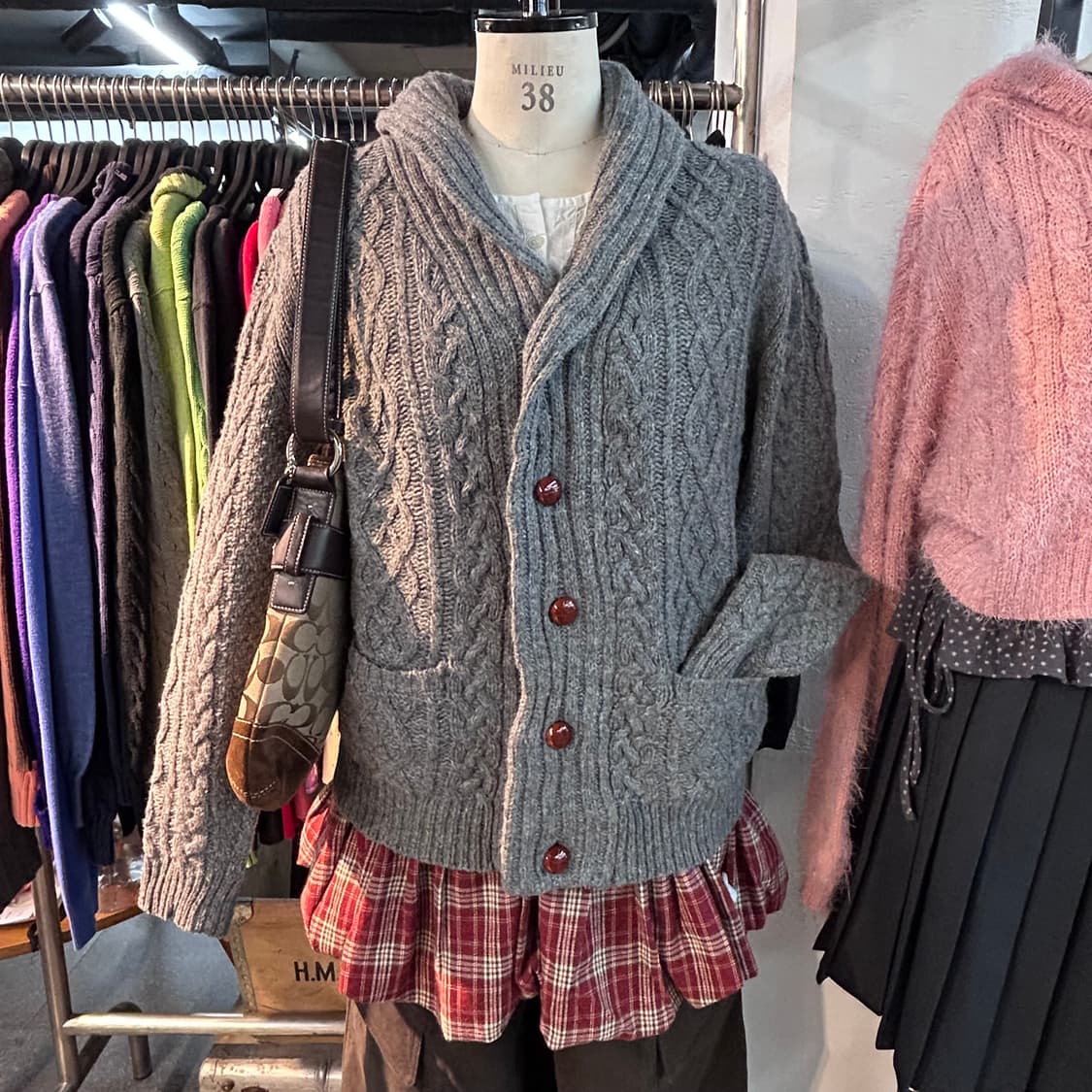Vintage Grey Winter Cardigan 상품이미지2