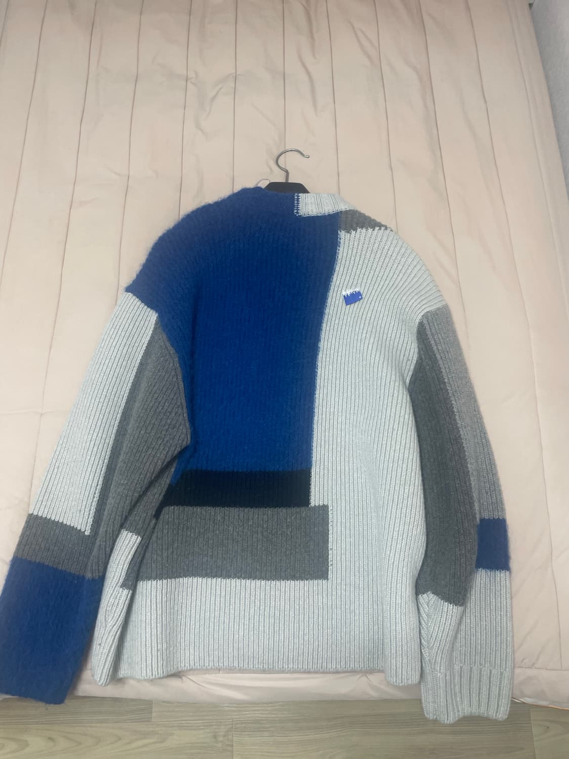 자라x아더에러 패치 니트 (L-XL사이즈) 상품이미지2