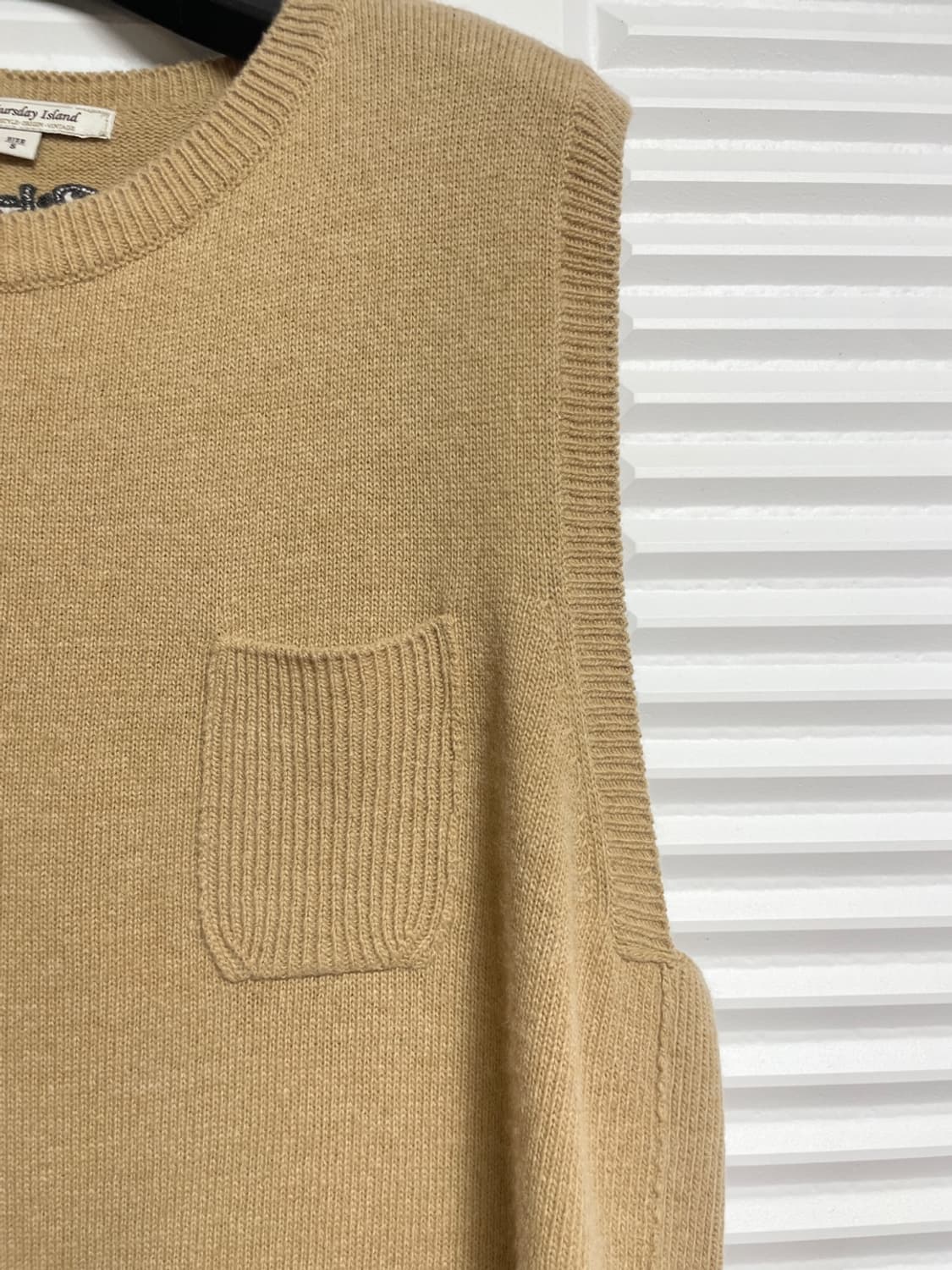 써스데이아일랜드 니트 베스트 상품이미지6