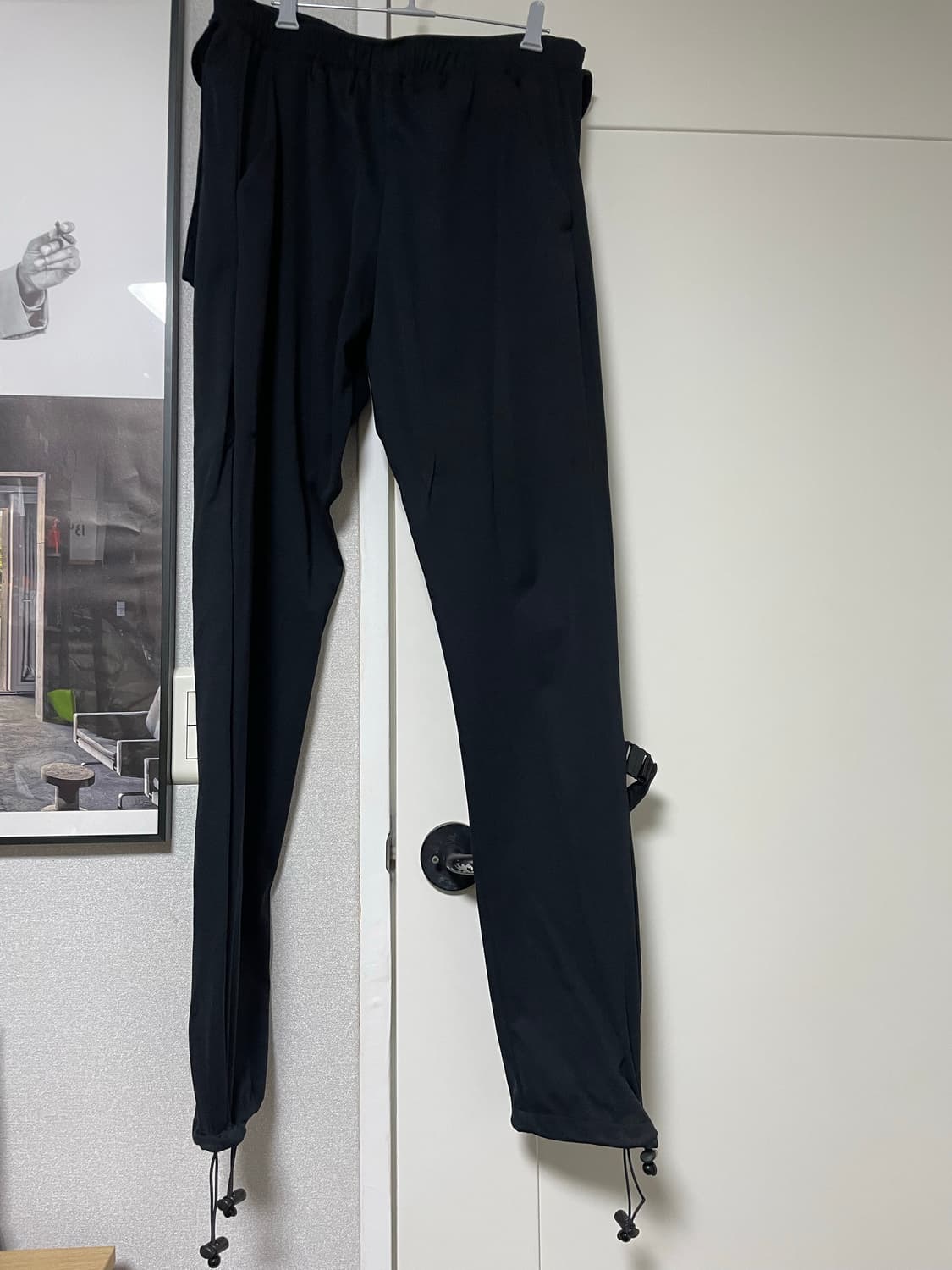 코트와일러  릴랙스 핏 테크니컬 저지 트랙팬츠 상품이미지3