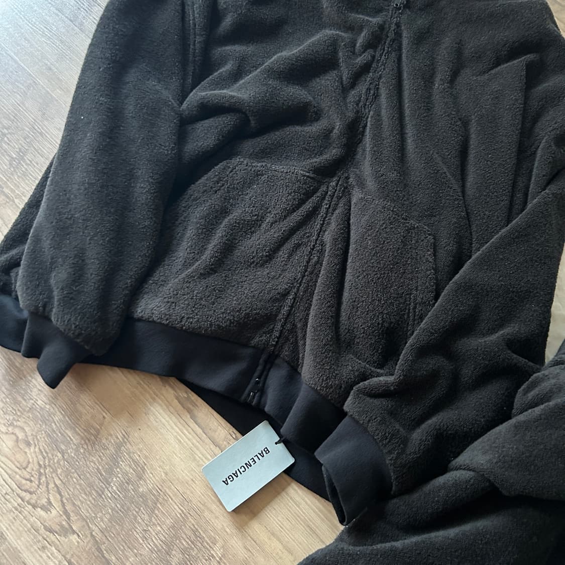 발렌시아가 24SS 타월링 후드 버뮤다 셋업 상품이미지7