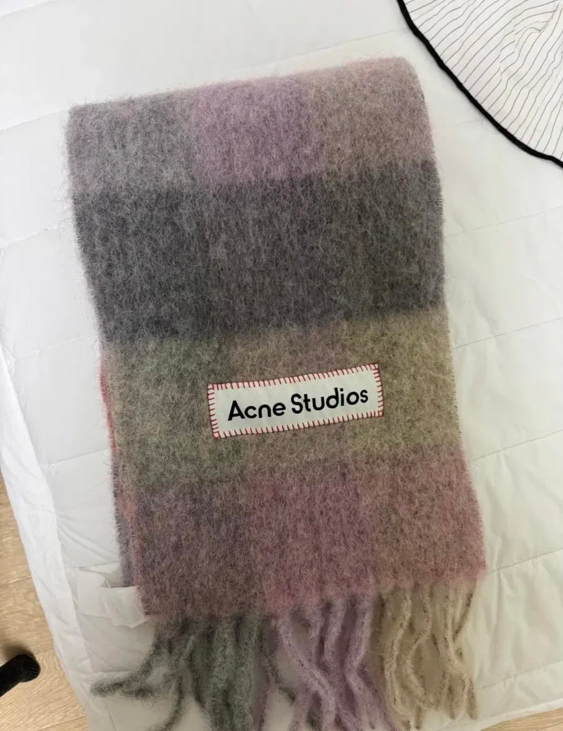 아크네 모헤어 머플러 푸시아핑크 상품이미지1