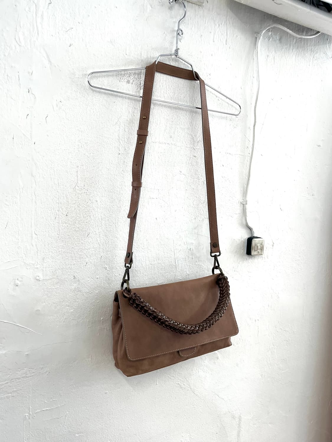 OFFICINE CREATIVE 아티저널 버팔로 레더백 상품이미지3