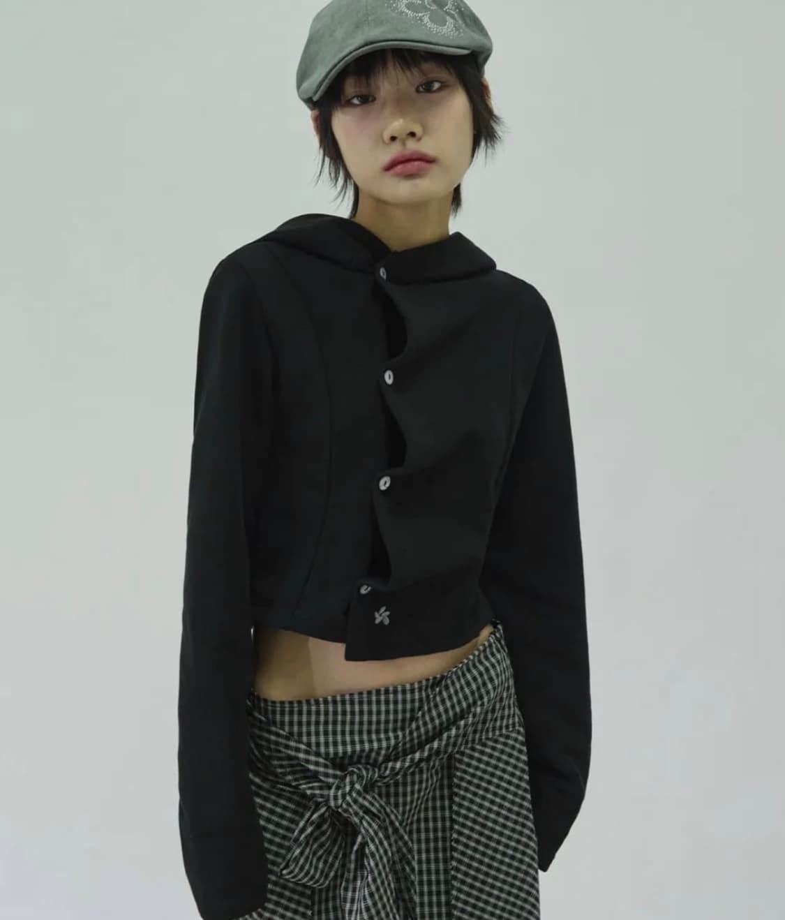 슬릭글로우 버튼 셔링 후드탑  os 상품이미지1