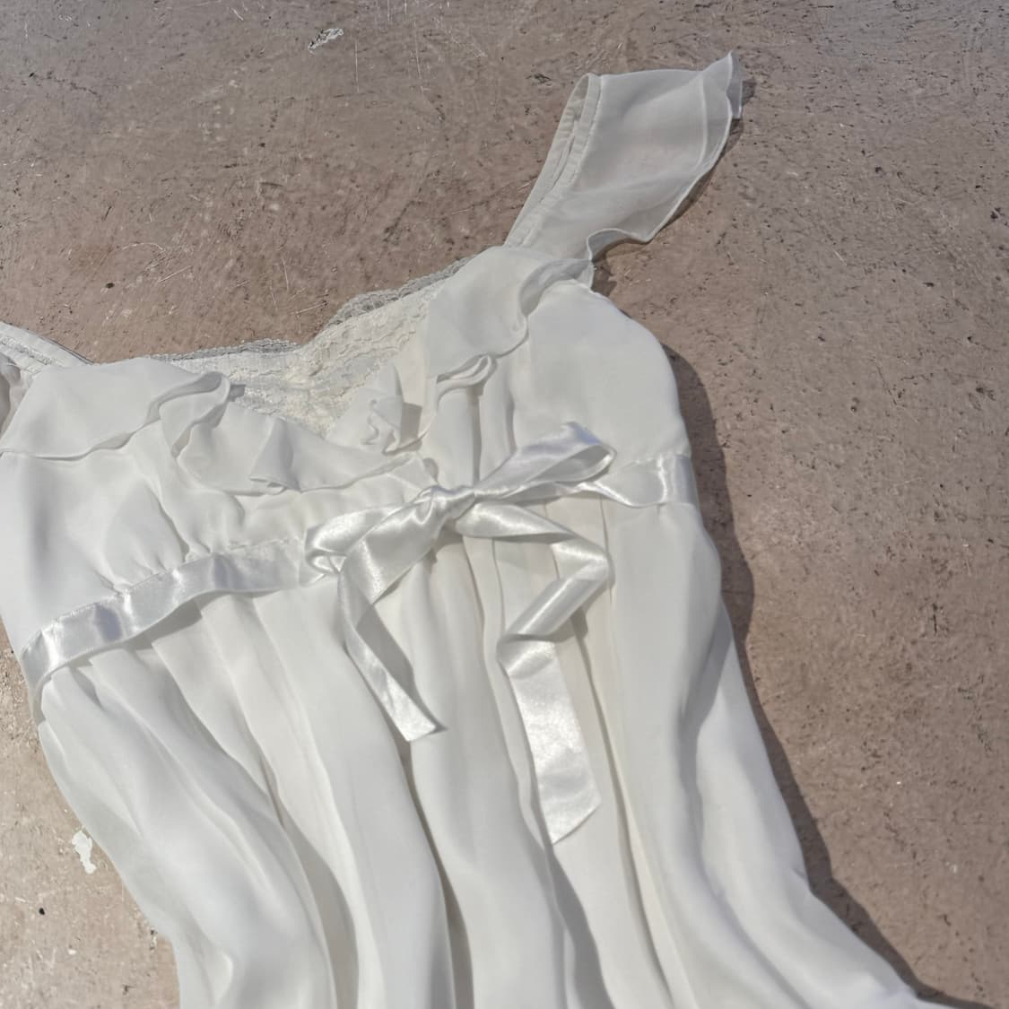 화이트 레이스 포인트 원피스 상품이미지3