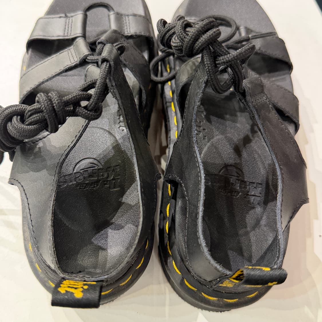 [250mm] 닥터마틴 나틸라 샌들 상품이미지5