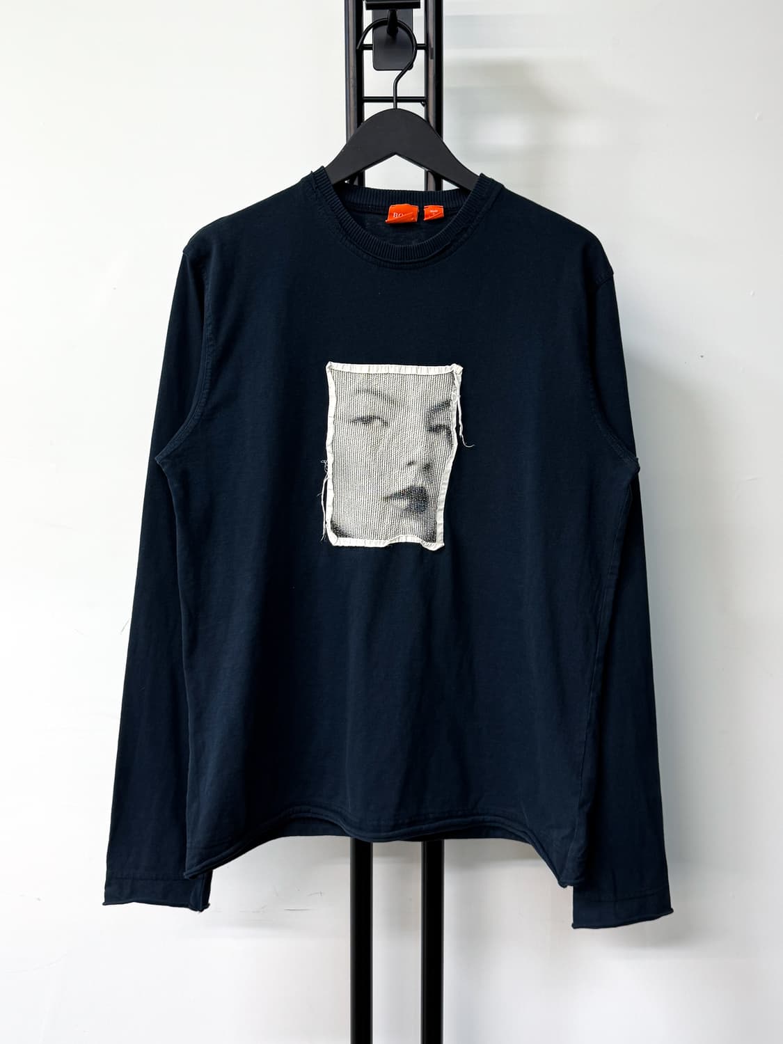 휴고 보스 포토 프레임 롱슬리브 상품이미지1