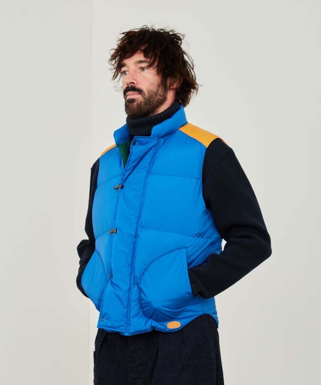 나이젤카본 x 로키마운틴피처베드 패딩조끼 상품이미지5