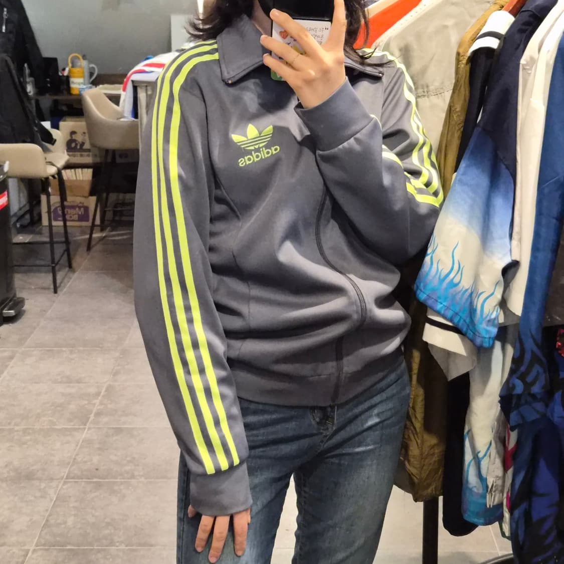 [NO.9] 아디다스 형광 포인트 그레이 져지 상품이미지2