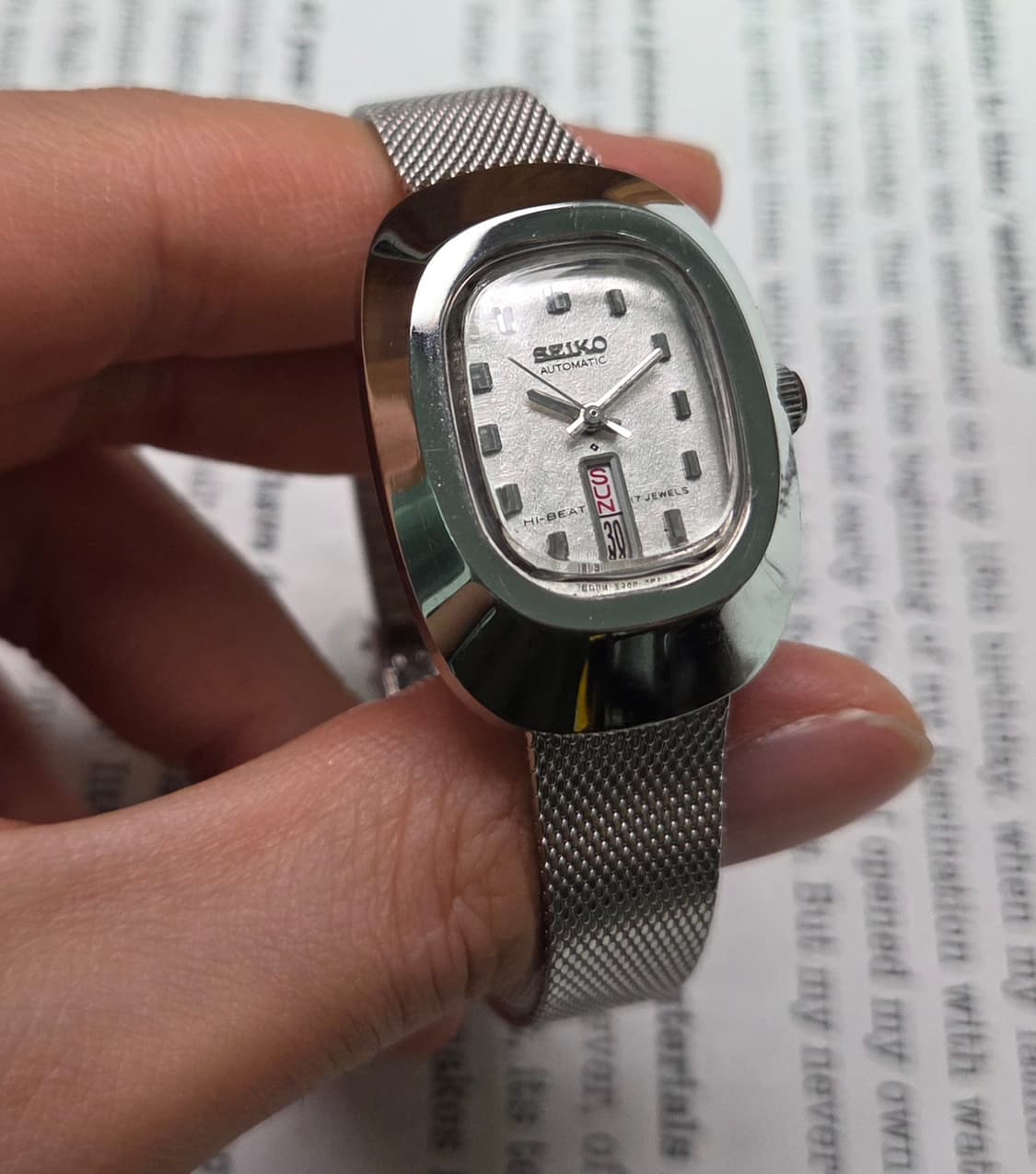 레어] 빈티지 세이코 하이비트 화이트 눈송이판 여성용 브레이슬릿 ver. 상품이미지5