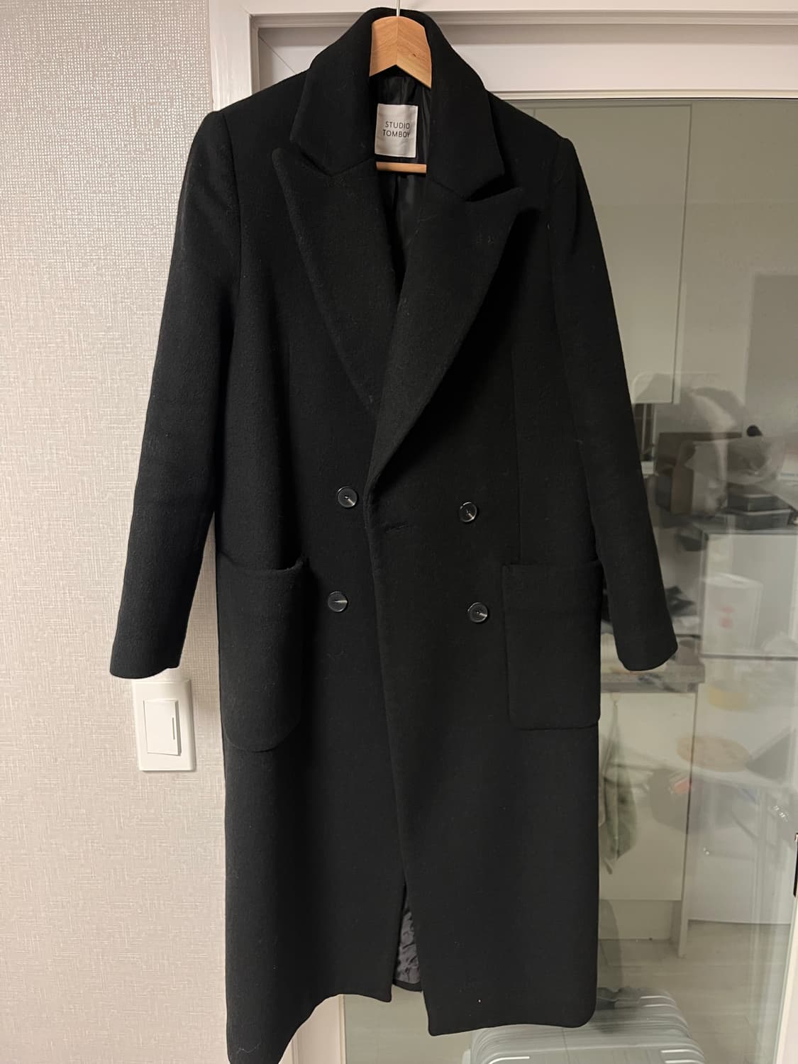 스튜디오톰보이 블랙 롱코트 상품이미지1