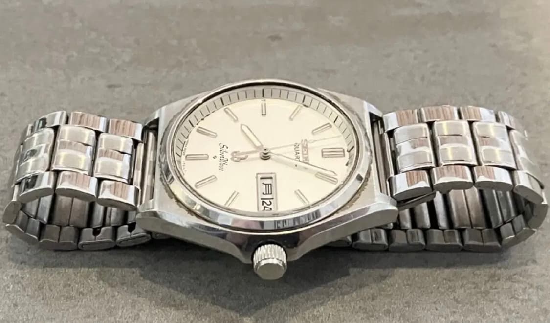 세이코 실버웨이브 데이데이트 쿼츠 시계 상품이미지2