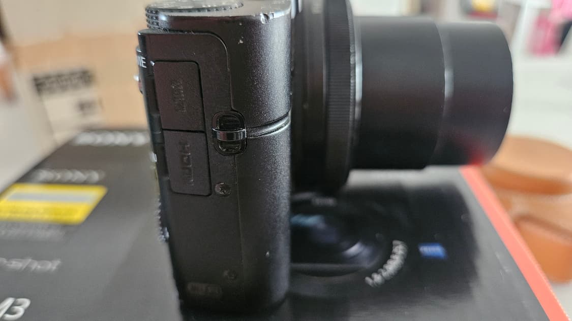 소니 RX100M3 디지털카메라 풀박 상품이미지2