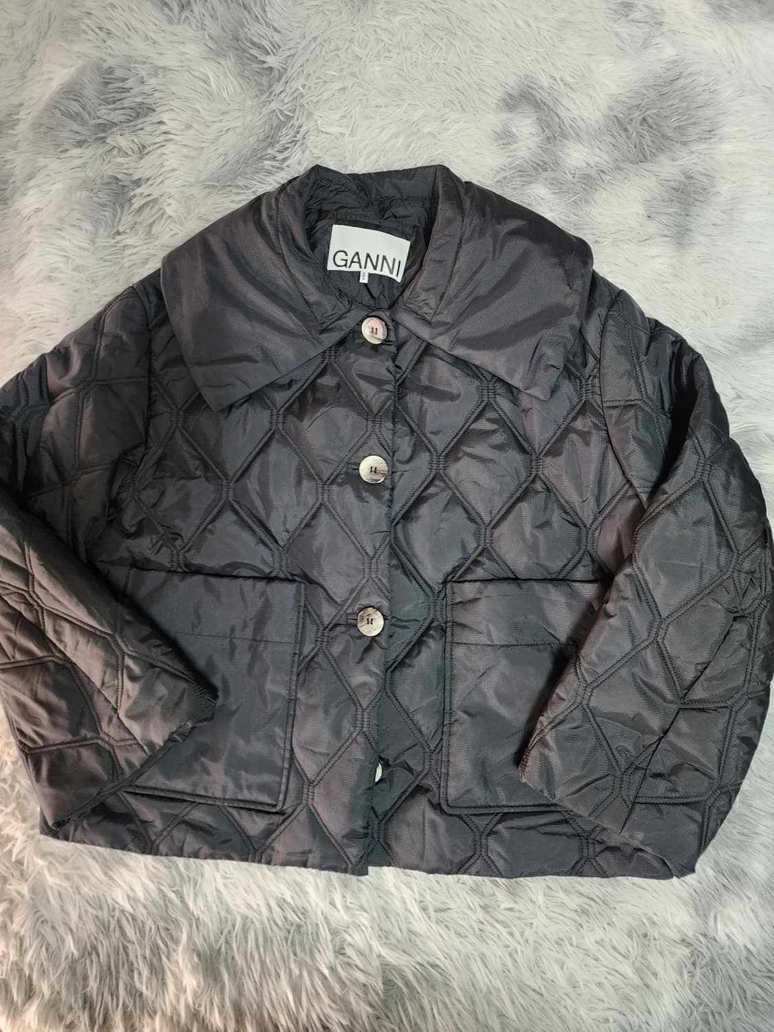 가니GANNI 블랙 퀼팅 자켓 상품이미지1