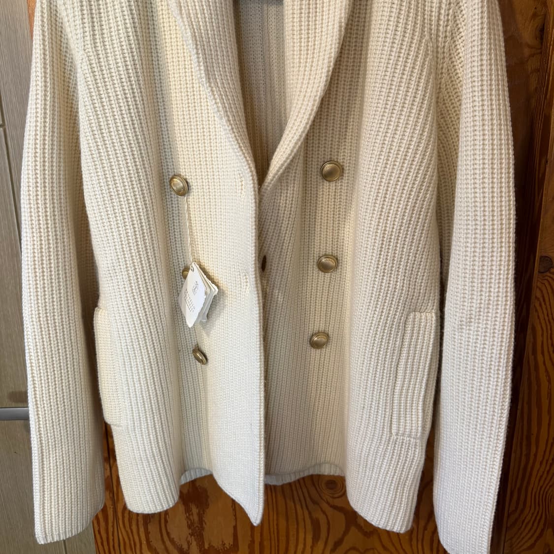 새상품) 브루넬로 쿠치넬리 24 f/w 금장 니트 가디건 자켓 상품이미지4