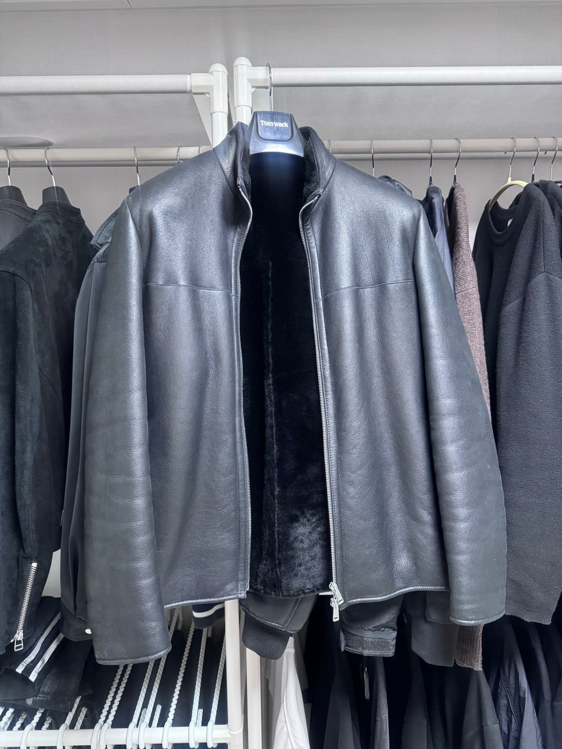 띠어리 토빈 양가죽 무스탕 M 상품이미지4