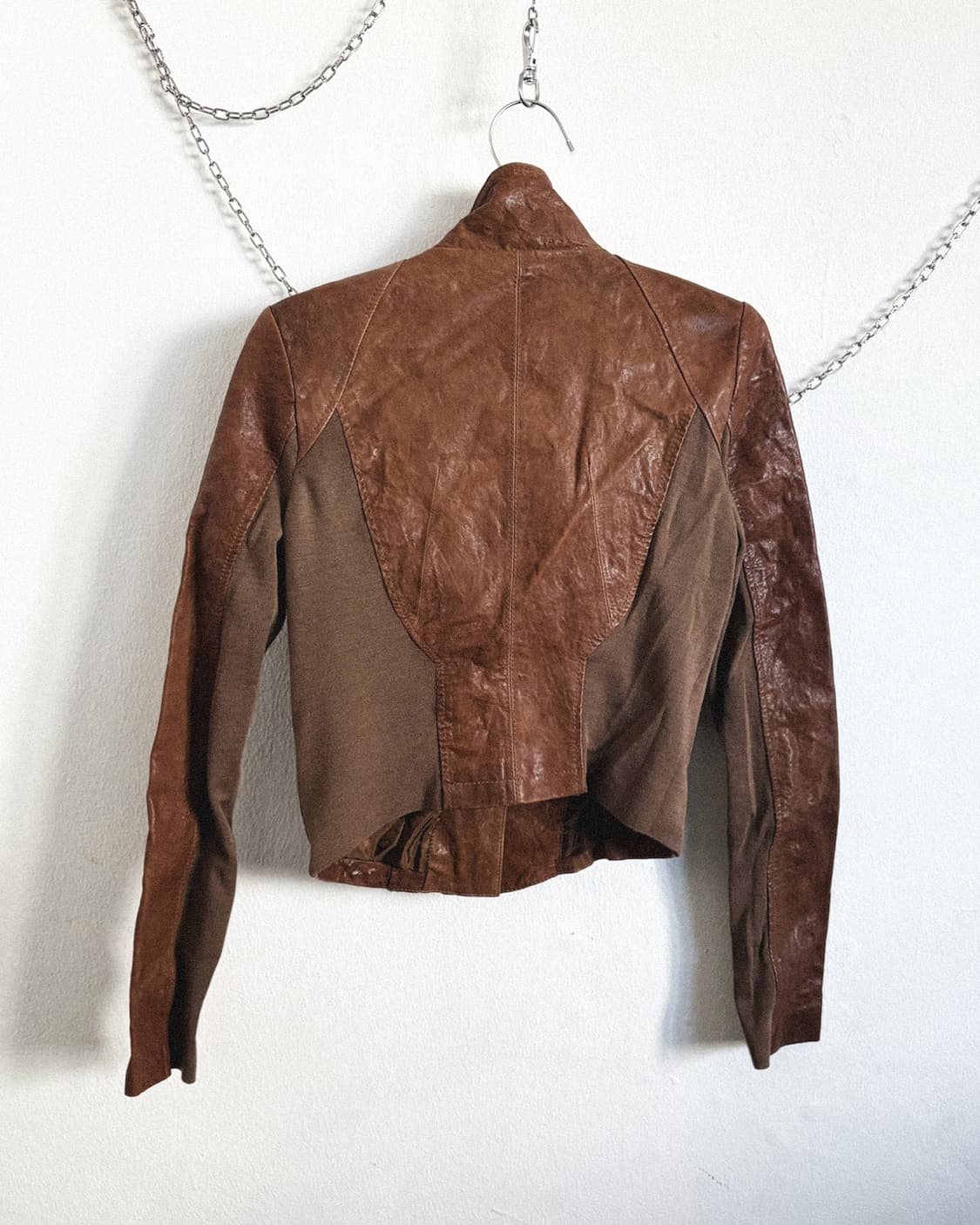 vov asymmetric 하이넥 드레이프 램스킨 라이더자켓 상품이미지6