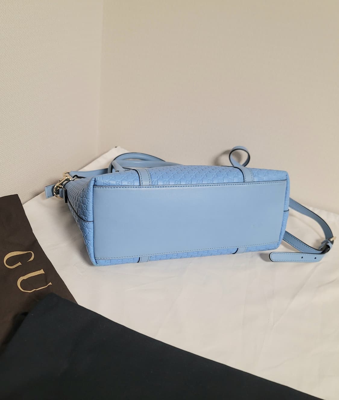 정품 구찌 가방,토트백(디올펜디샤넬프라다셀린느버버리고야드루이비통발렌시아가 상품이미지4