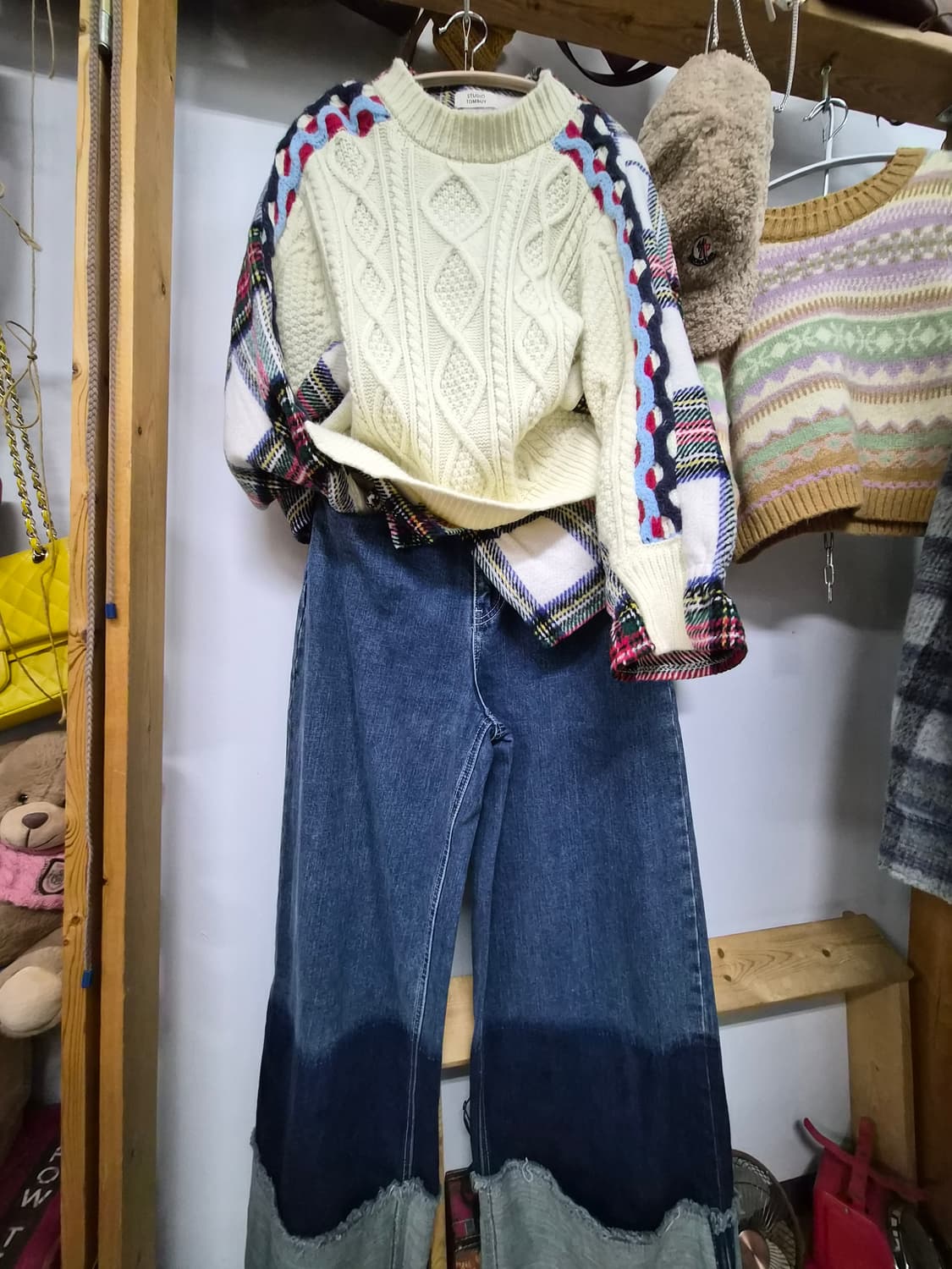 톰보이 배색 니트.  디자이너 와이드데님 상품이미지1