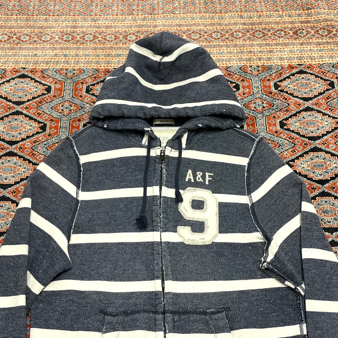 아베크롬비 스트라이프 네이비 기모 후드집업 남성L 상품이미지2