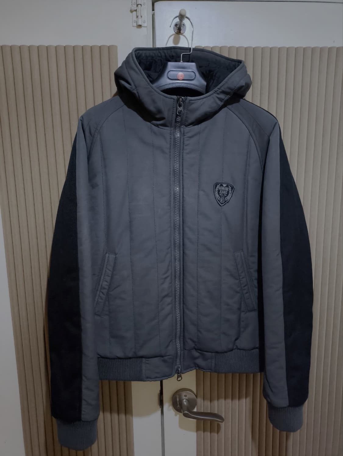 52사이즈 105 아르마니 진스 후드 경량패딩 상품이미지1