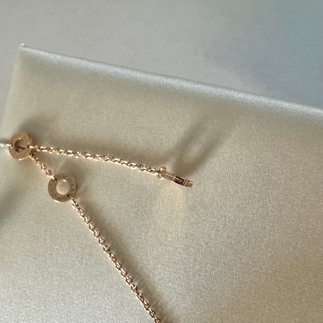 불가리불가리 목걸이 로즈골드 다이아세팅 상품이미지3