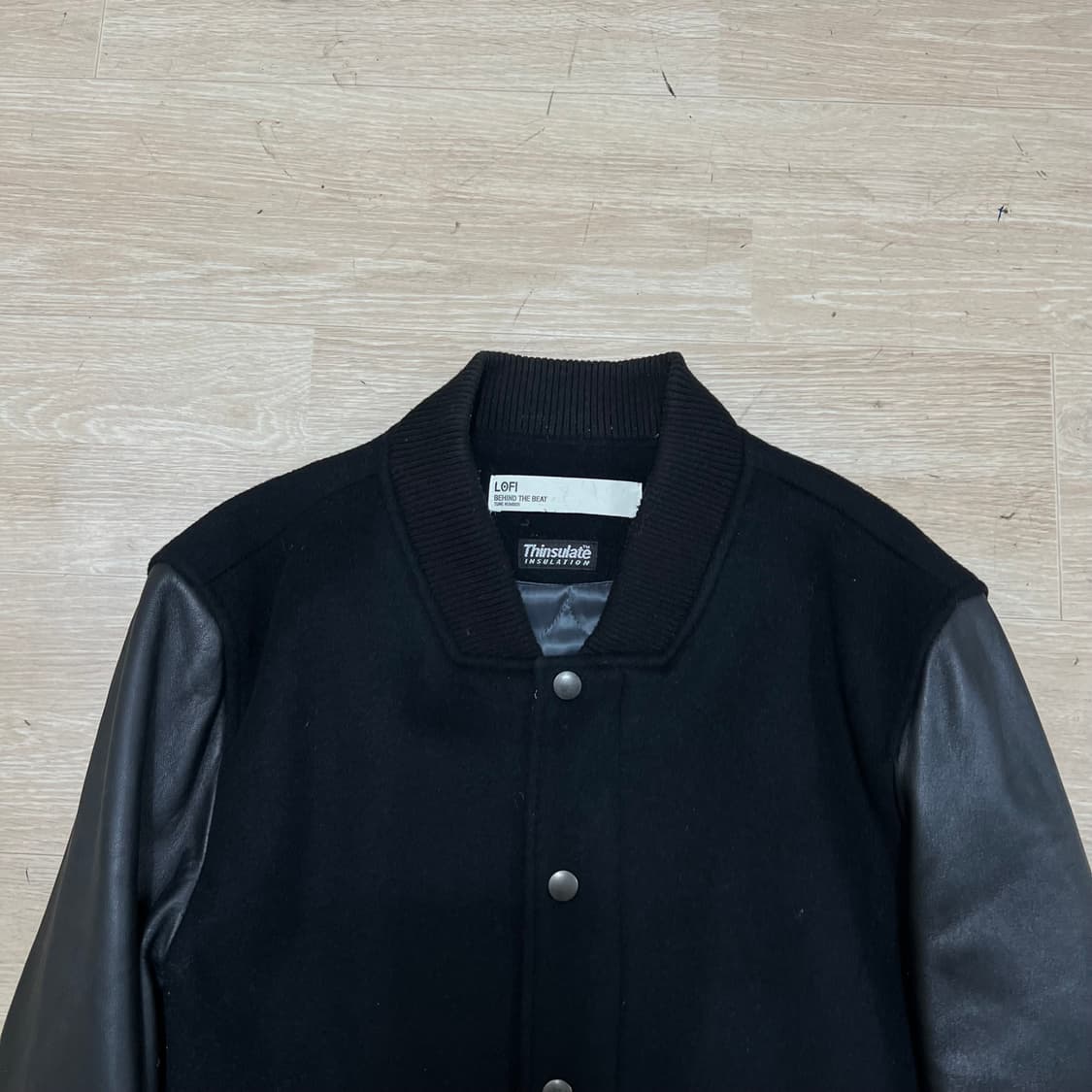 로파이 씬슐레이트 레더슬리브 울 양가죽 스타디움 자켓 [블랙] L/100 상품이미지2