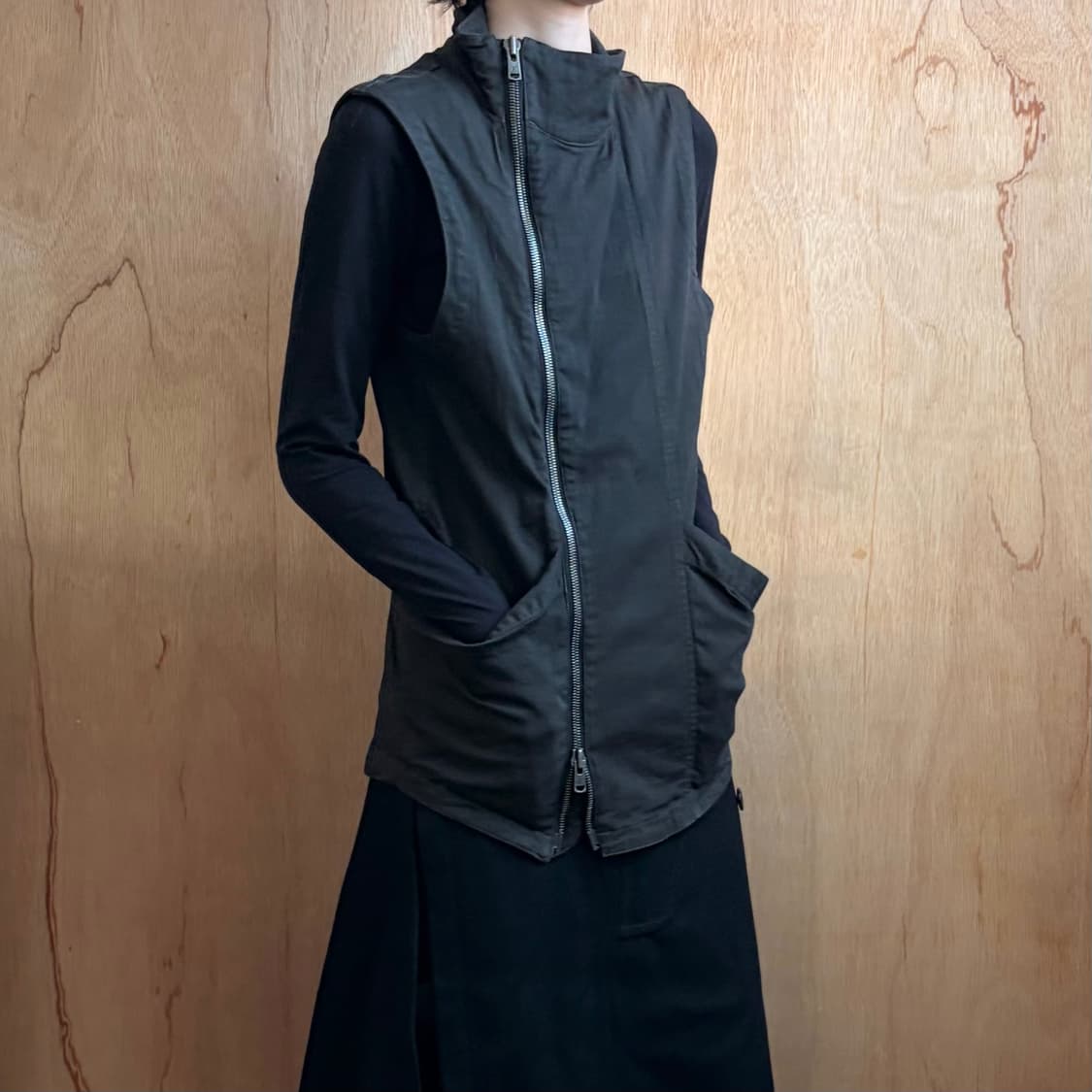 립반윙클 비대칭 지퍼 베스트 상품이미지2