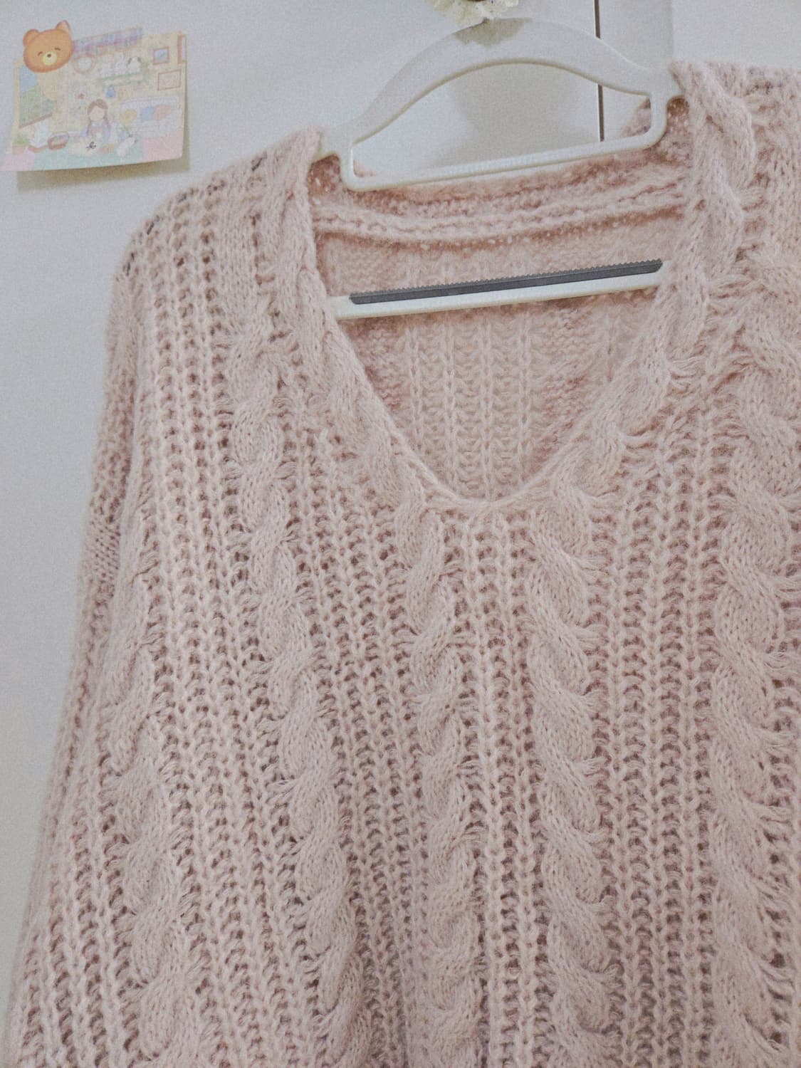 딸기우유 브이넥 케이블 니트 상품이미지6