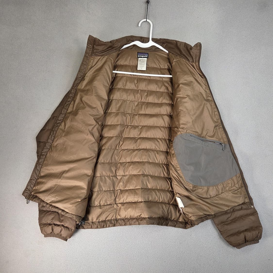 11FW 파타고니아 경량패딩 브라운 상품이미지2