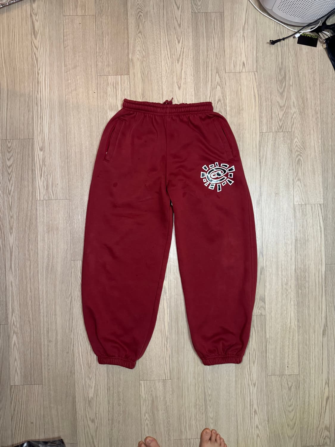 얼웨이즈 두 왓 슈두 Always 스웻팬츠 레드  상품이미지2