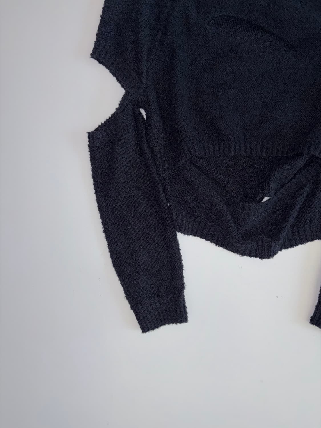 Undercover cut-out knit 상품이미지4