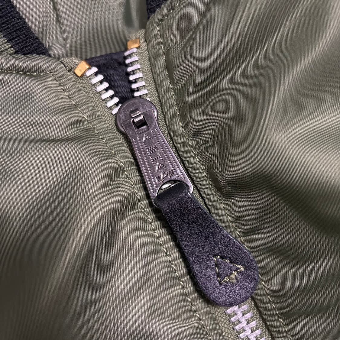 알파인더스트리 리버시블 MA-1 플라이트 자켓 상품이미지4