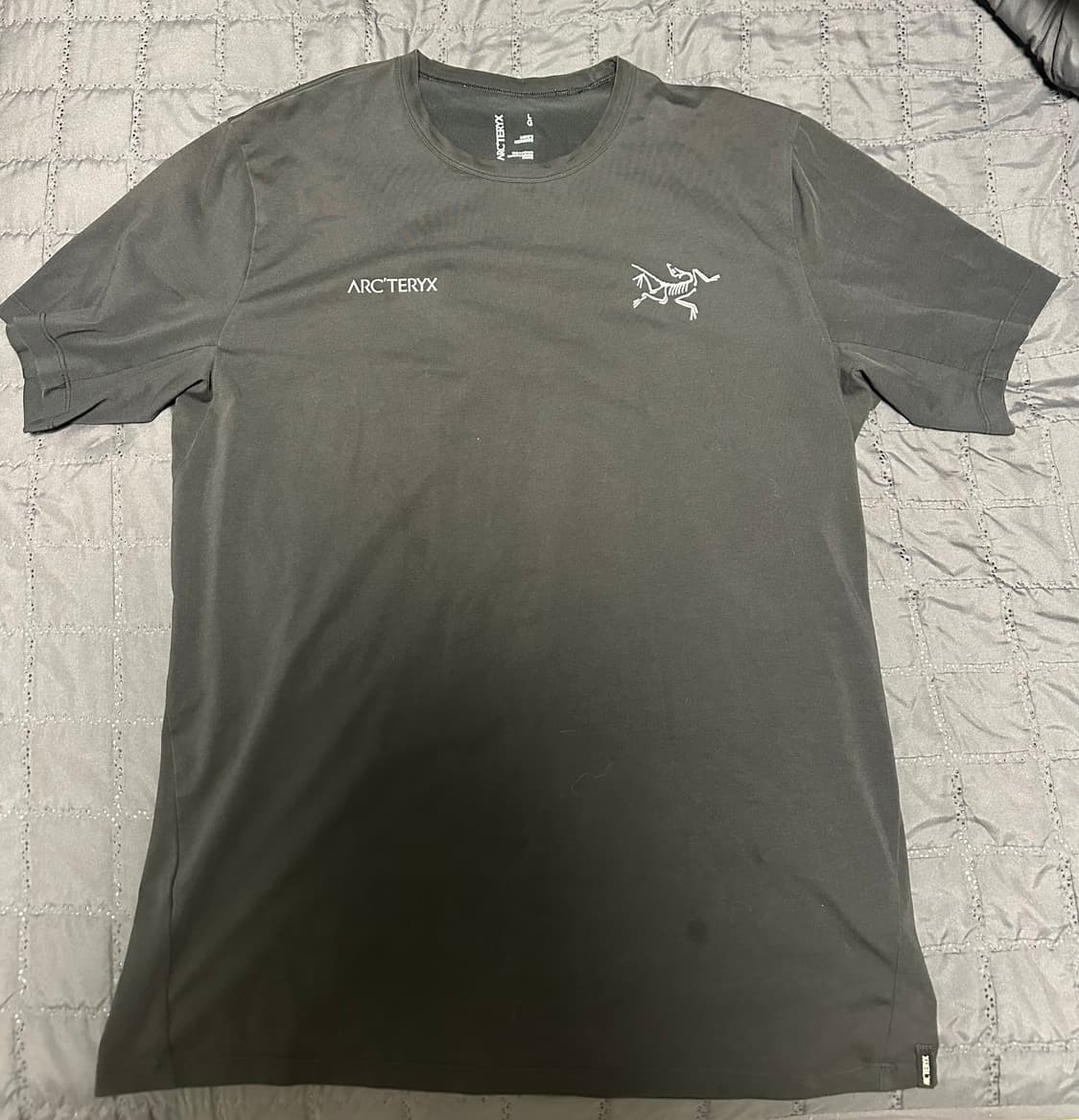 아크테릭스 반팔 상품이미지1