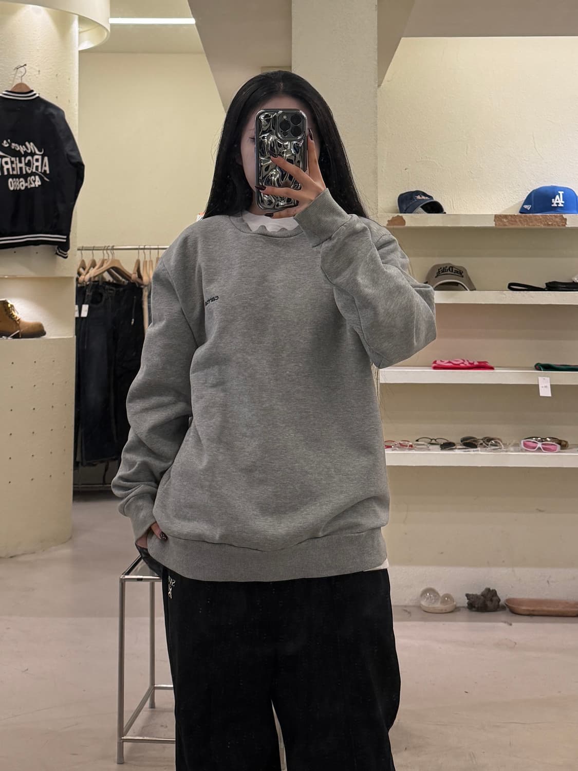 칼하트 기모 크루넥 스웻셔츠 그레이 U1257 상품이미지1