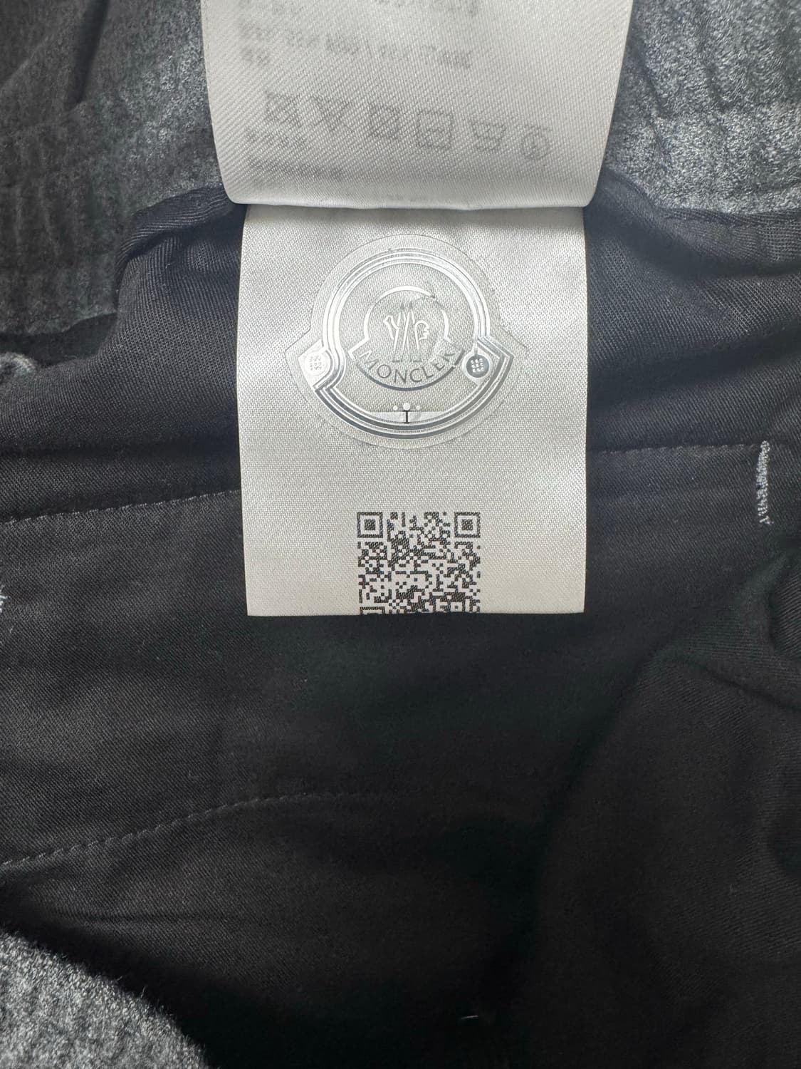 몽클레어 캐시미어 셔츠 셋업 (100, 31~32) 상품이미지10