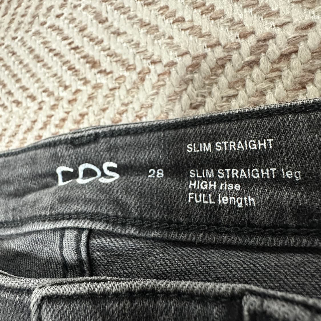 COS slim straight black jeans 상품이미지3