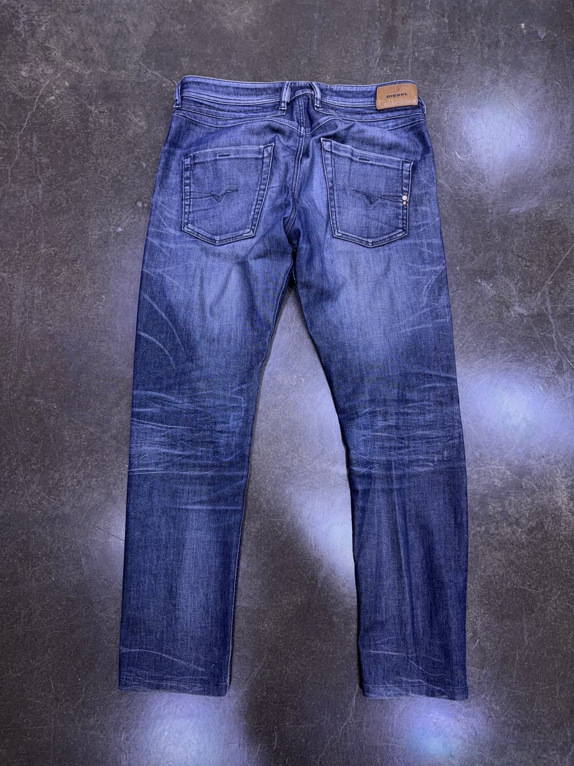 디젤 Belther 레귤러 슬림 테이퍼드핏 셀비지 데님팬츠 33 상품이미지2