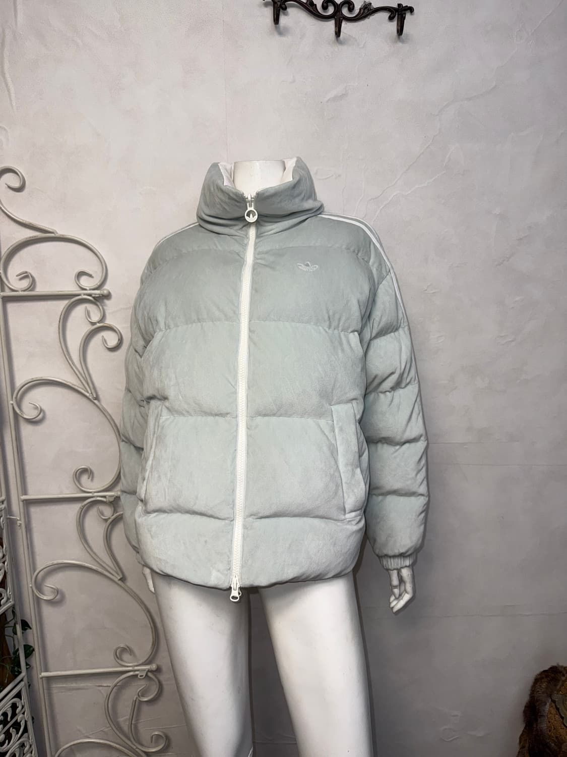 Adidas reversible duck down padding 상품이미지7