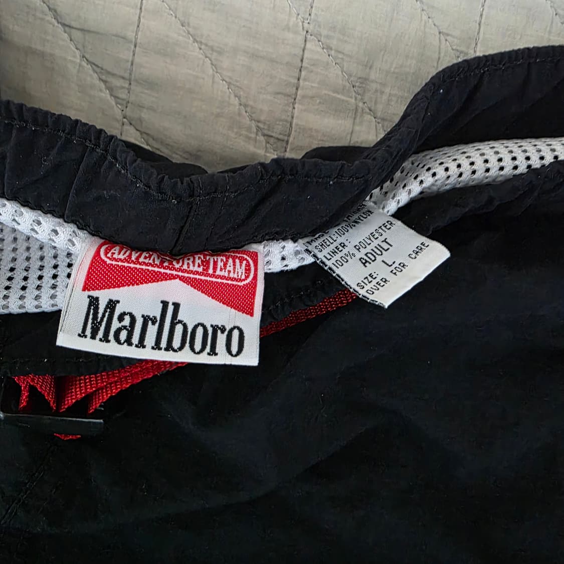 [L] 90s 빈티지 말보로 프로모 어드벤쳐팀 쇼츠 블랙 상품이미지4