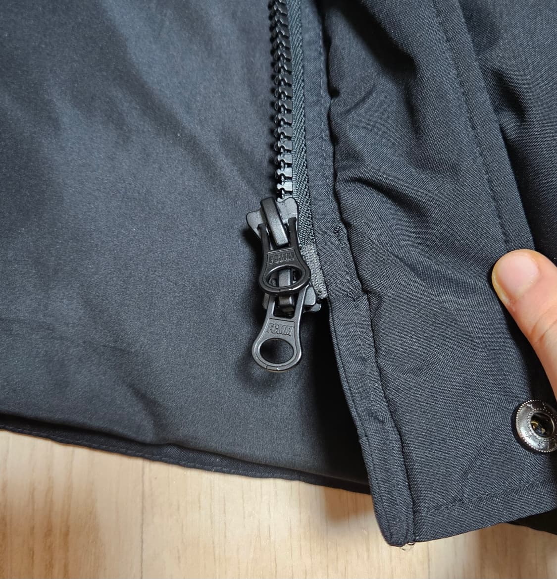 FCMM 숏패딩 판매합니다. 상품이미지4